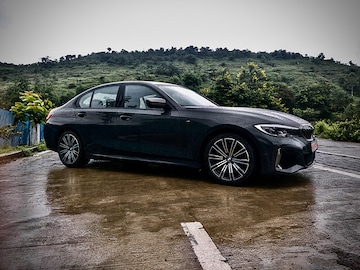 BMW M340i: The juggler